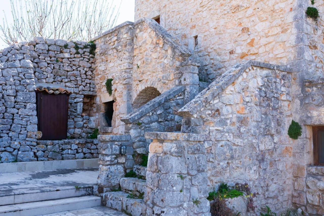 Masseria Montepaolo Dimora Di Charme Конверсано Екстер'єр фото