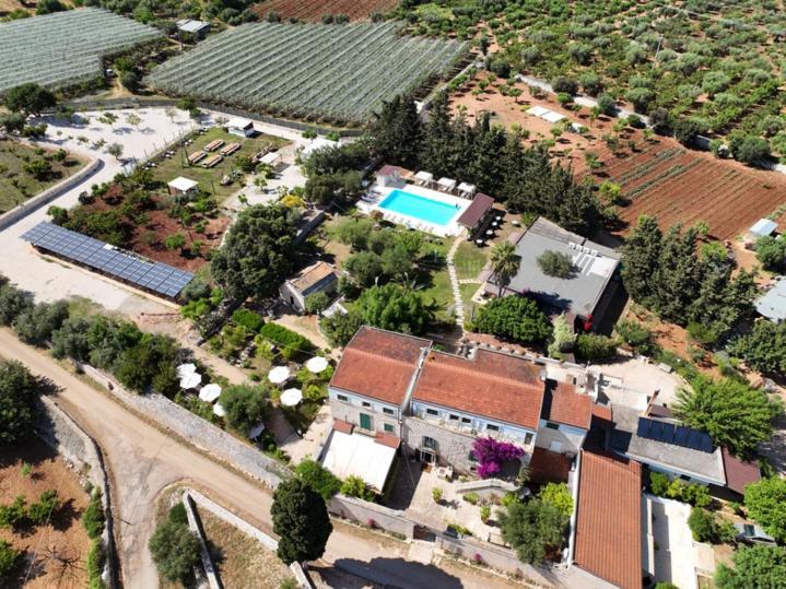 Masseria Montepaolo Dimora Di Charme Конверсано Екстер'єр фото
