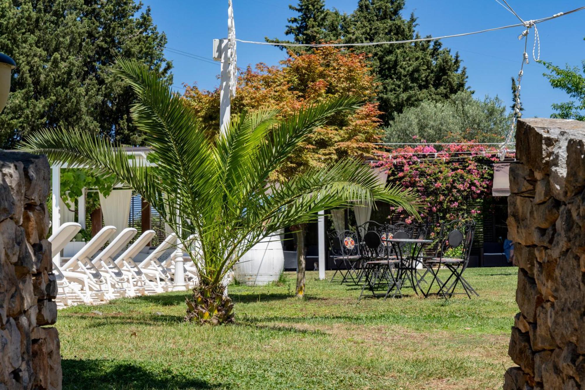 Masseria Montepaolo Dimora Di Charme Конверсано Екстер'єр фото